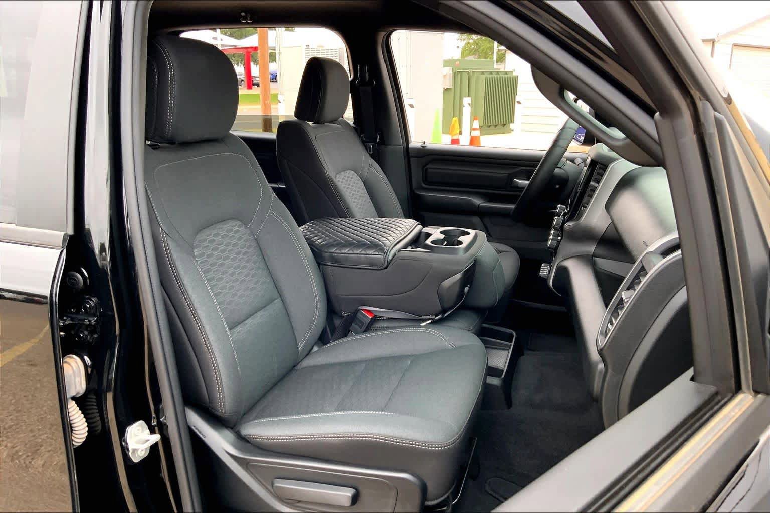 Used 2025 RAM 1500 Tradesman AWD/4WD image 9
