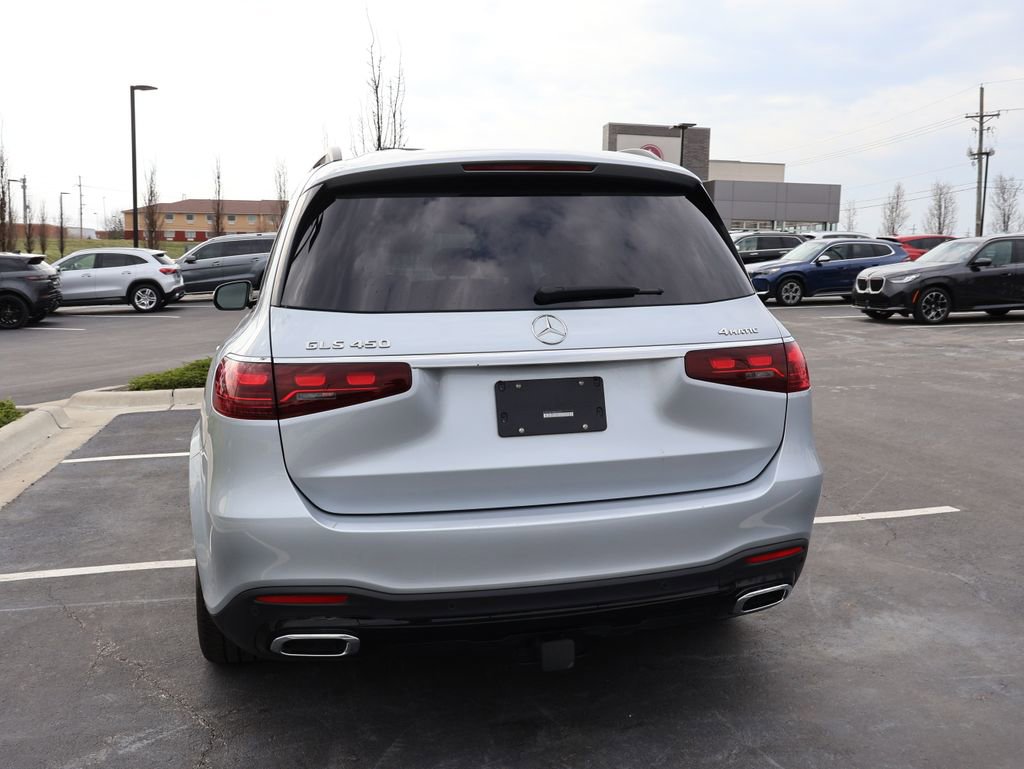 Used 2025 Mercedes-Benz GLS 450 4MATIC image 12