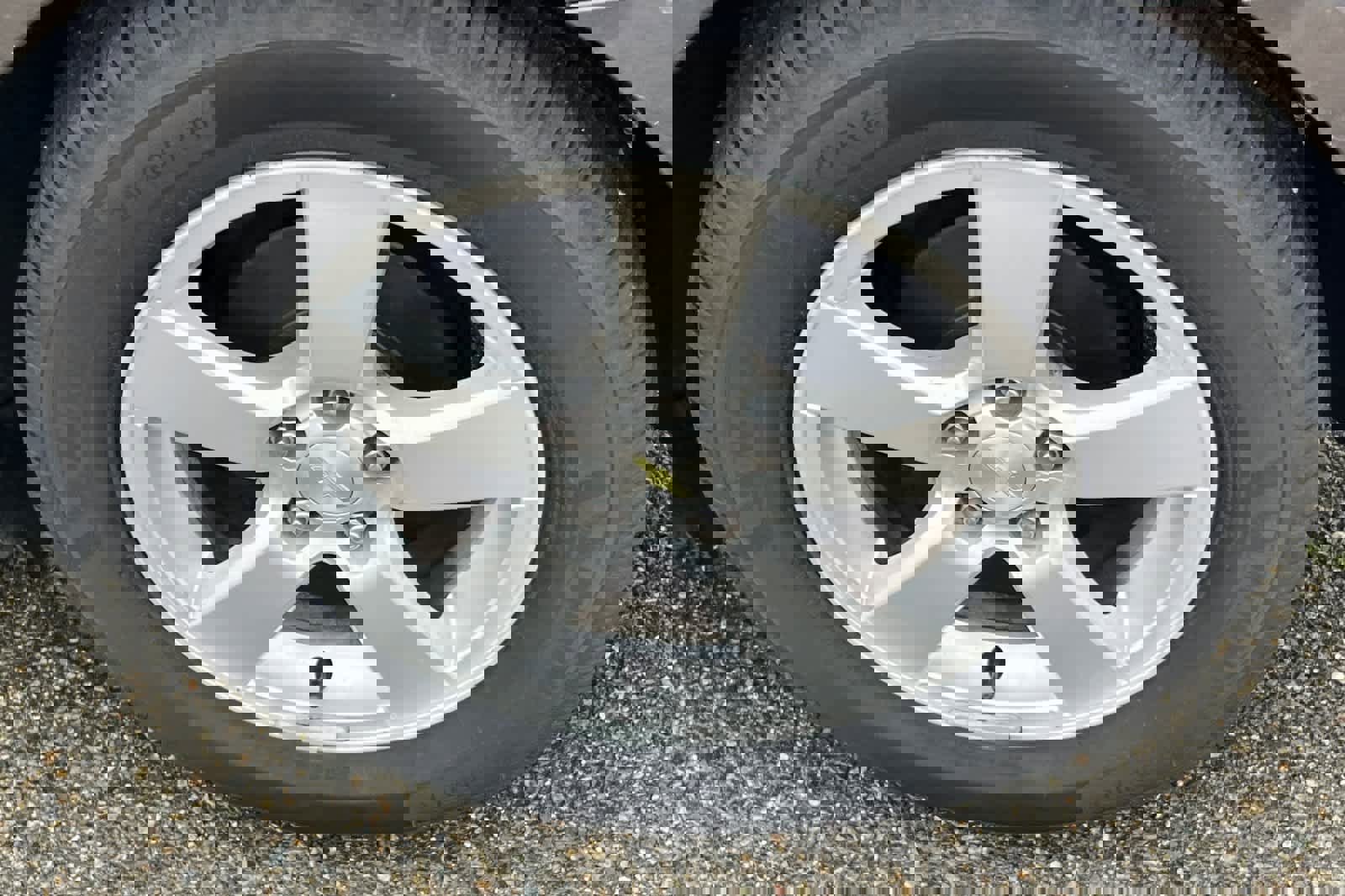 Used 2015 Chevrolet Cruze LT w/ Technology Package image 18