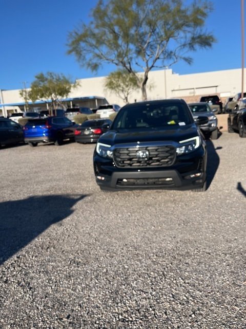 Certified 2025 Honda Passport EX-L image 2