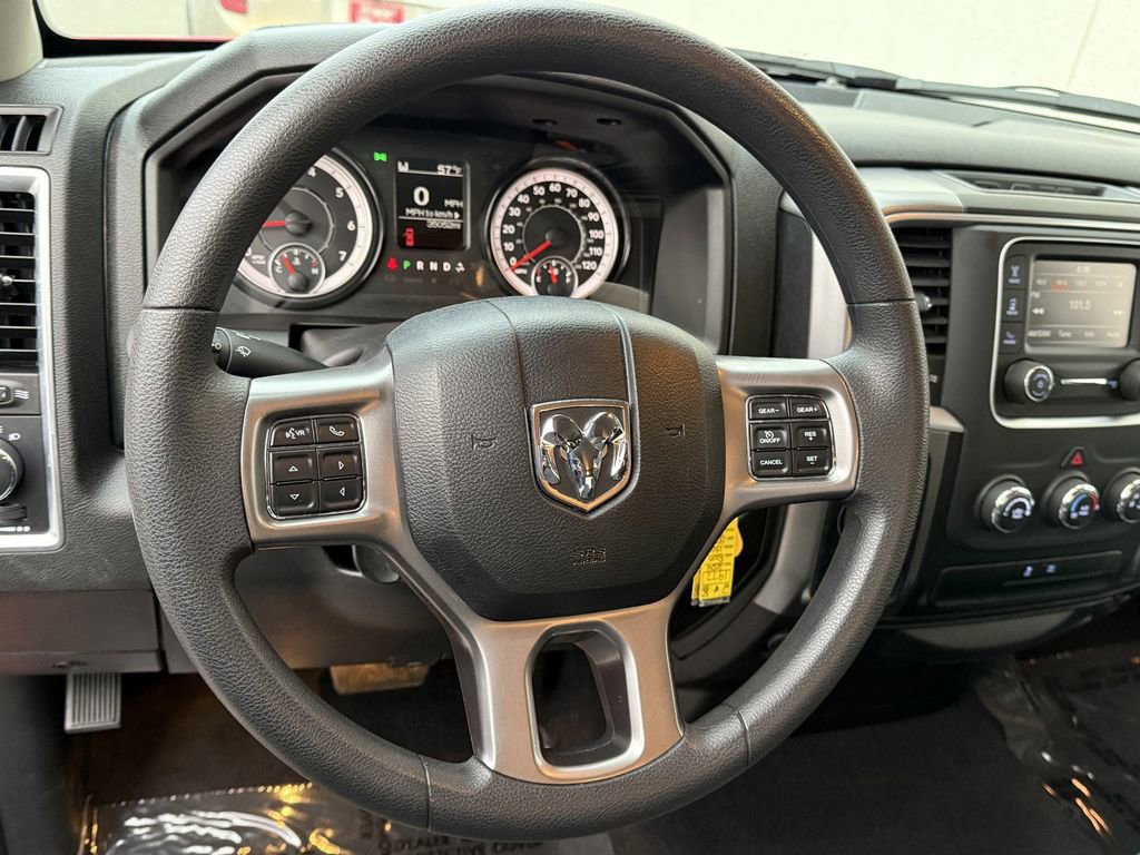 Used 2024 RAM 1500 Classic SLT image 17