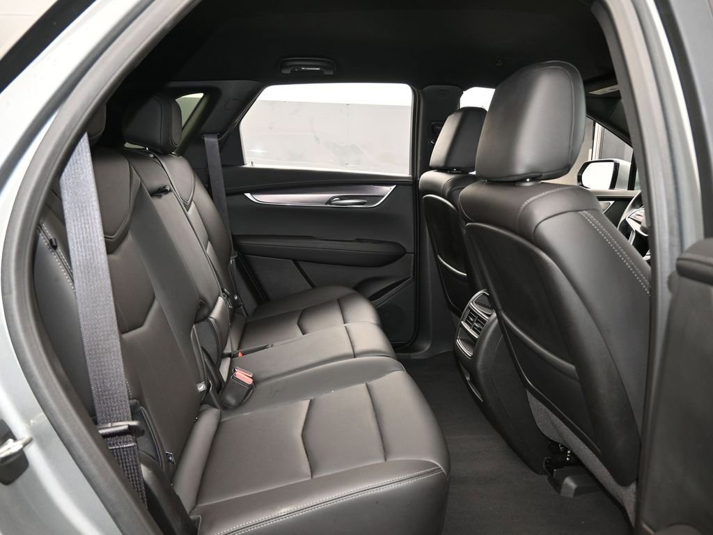 Used 2024 Cadillac XT5 Luxury image 42