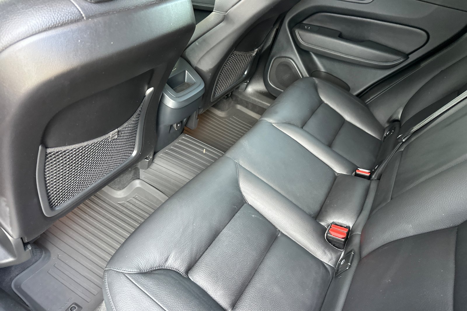 Used 2023 Volvo XC60 B5 Plus w/ Climate Package AWD/4WD image 12