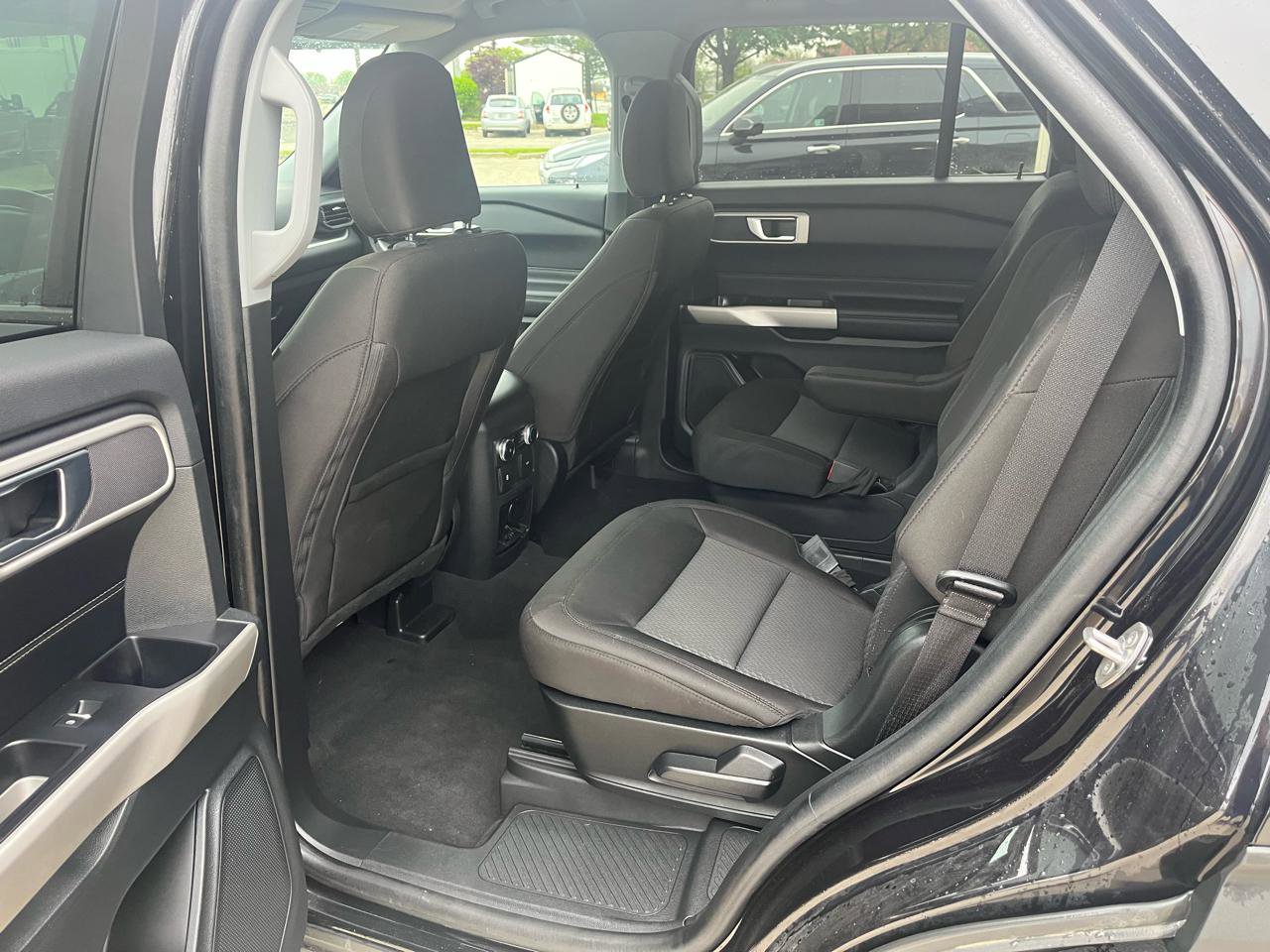 Used 2022 Ford Explorer XLT w/ Class IV Trailer Tow Package image 10