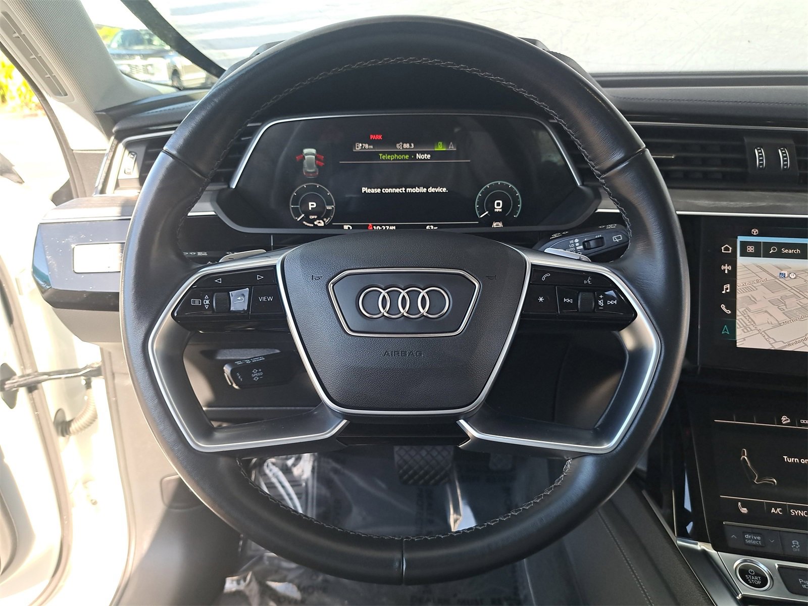 Used 2023 Audi e-tron Premium image 18