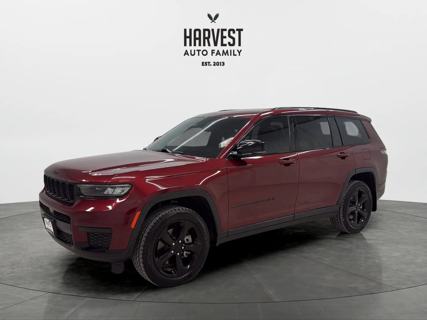 Used 2023 Jeep Grand Cherokee L Laredo AWD/4WD image 1