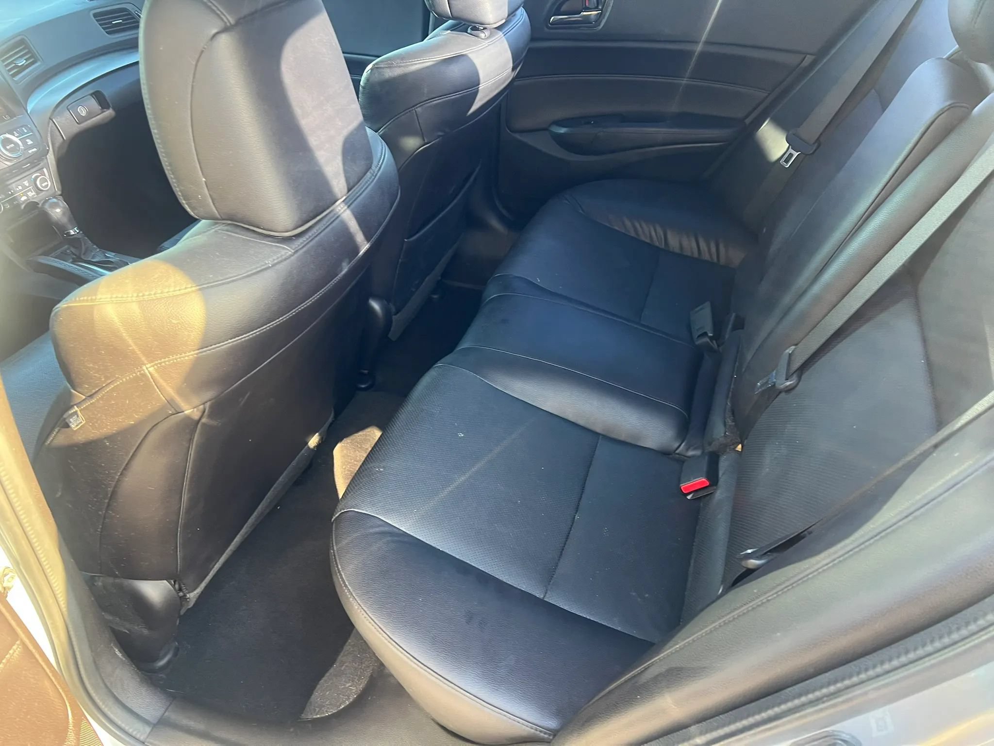 Used 2018 Acura ILX FWD image 13