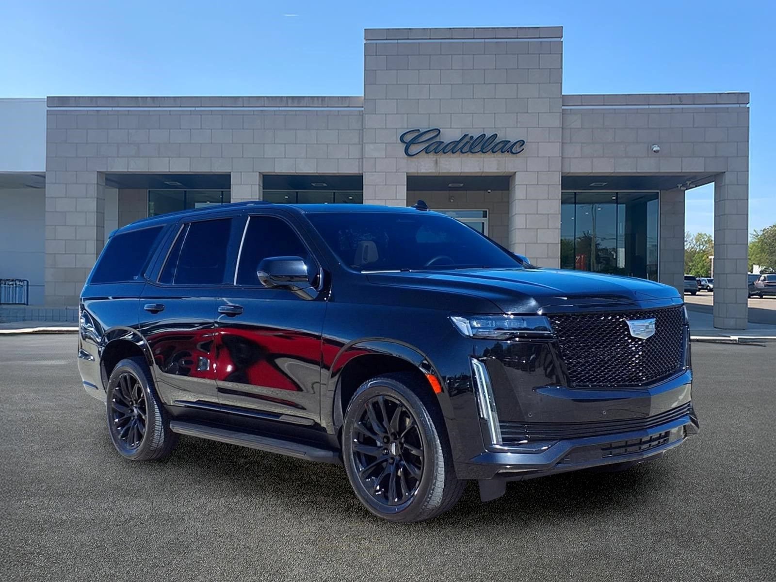 Certified 2023 Cadillac Escalade Sport w/ LPO, ONYX Package AWD/4WD image 3