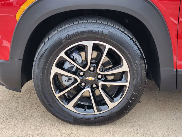 Used 2026 Chevrolet TrailBlazer LT w/ Convenience Package FWD image 17