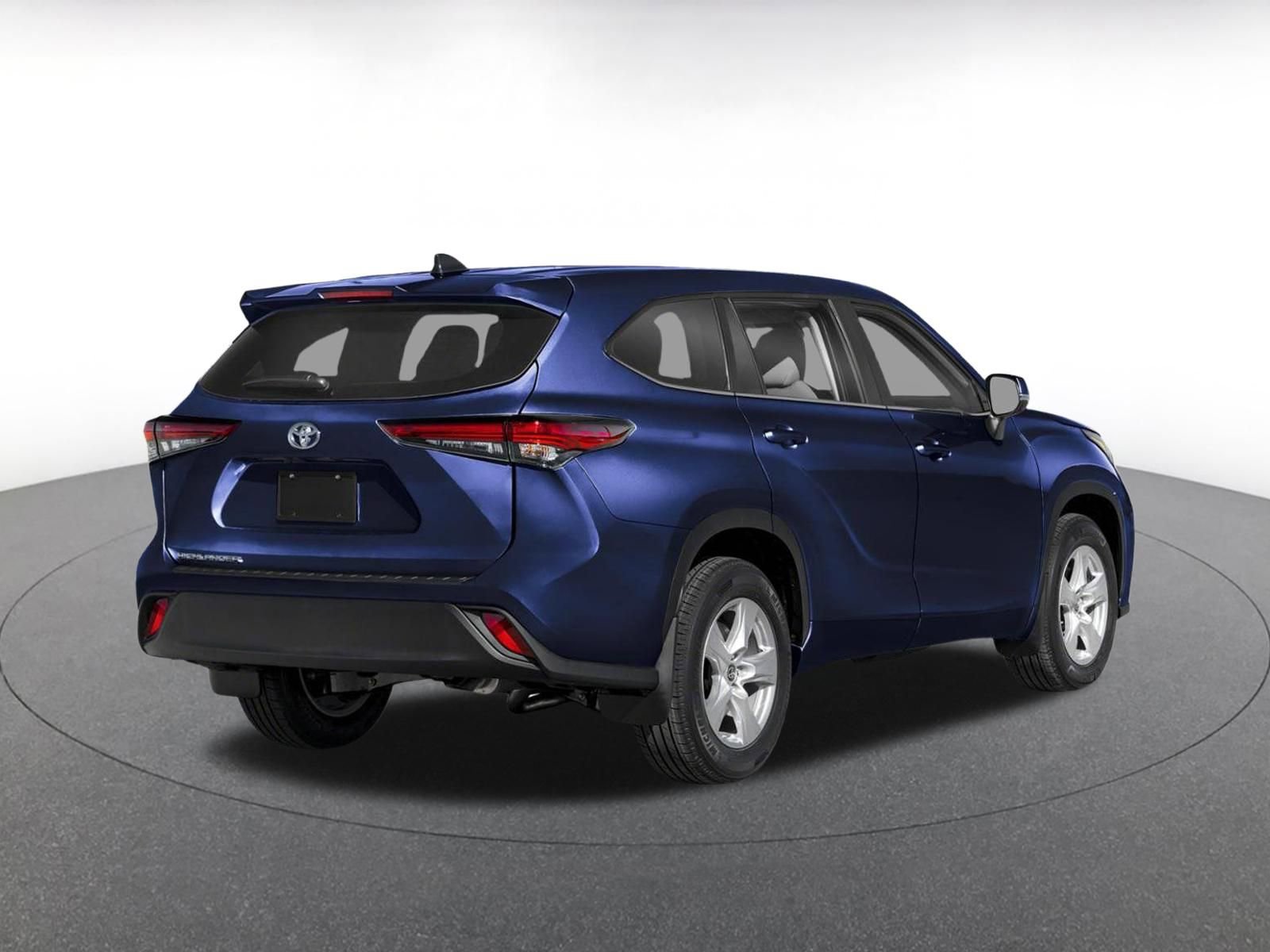 Used 2025 Toyota Highlander LE FWD video 2