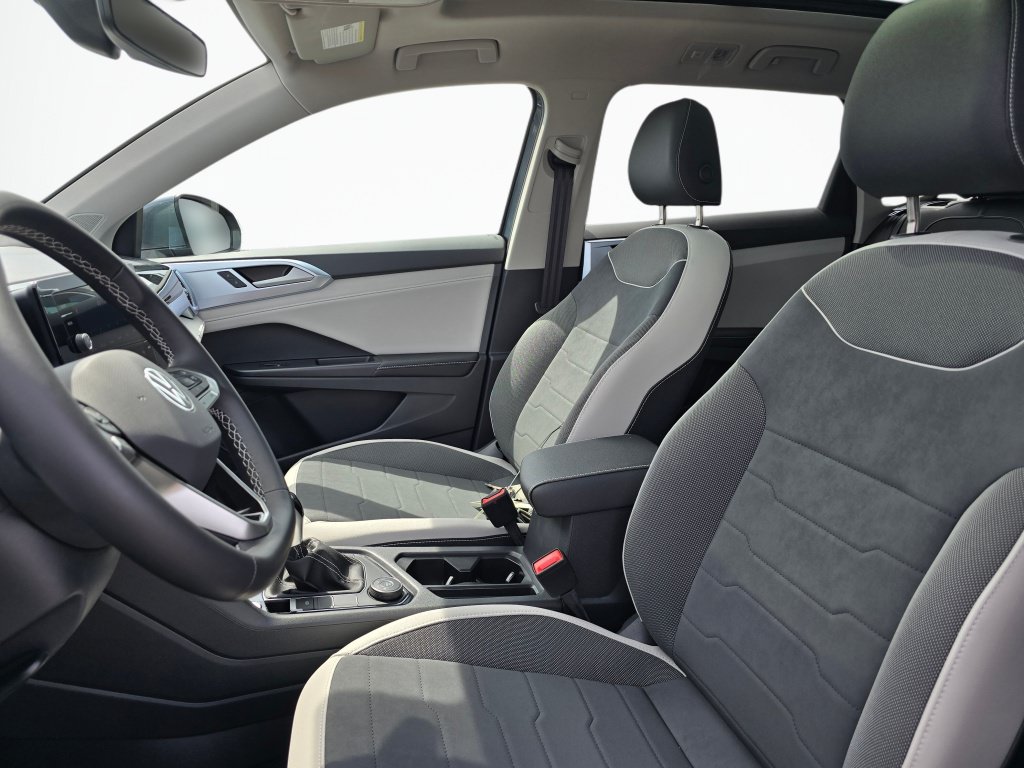 New 2026 Volkswagen Taos SE AWD/4WD image 19