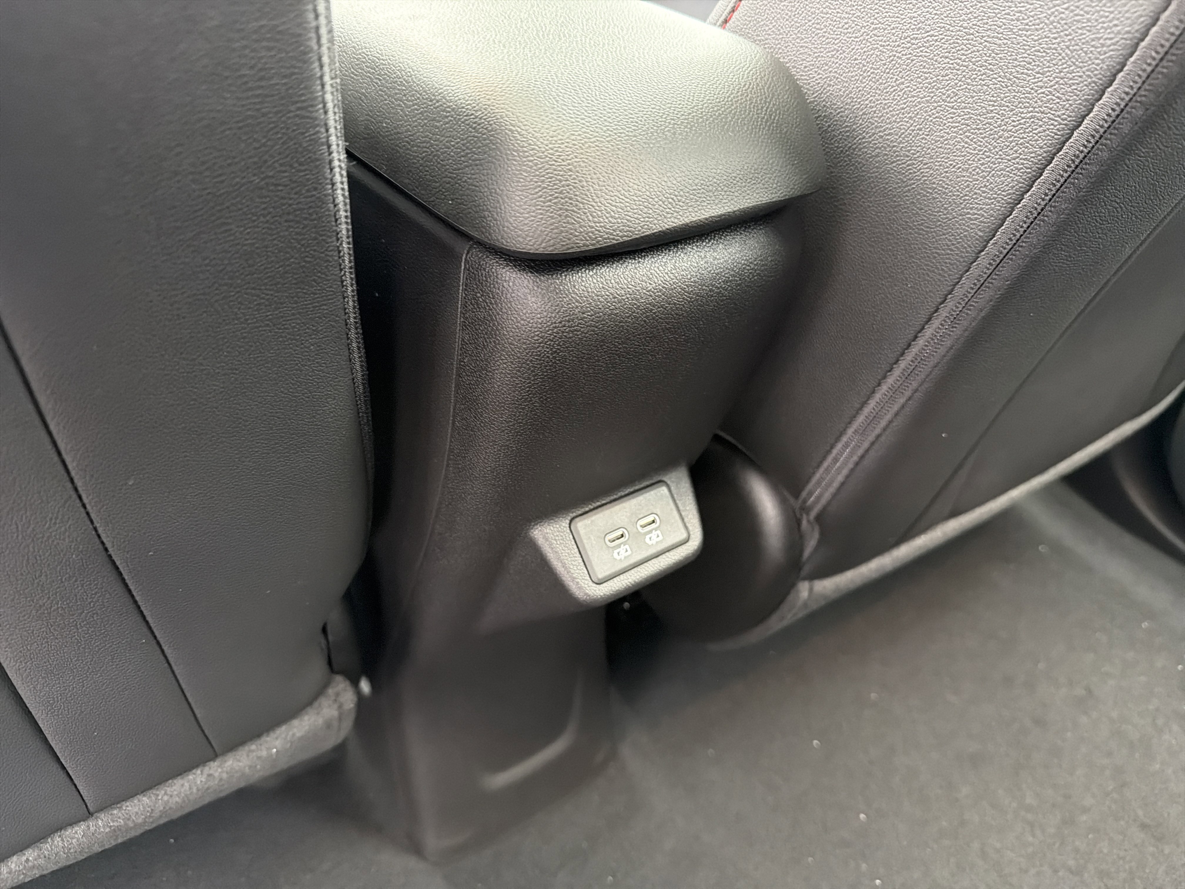 New 2027 Chevrolet Bolt RS w/ Technology Package FWD image 13