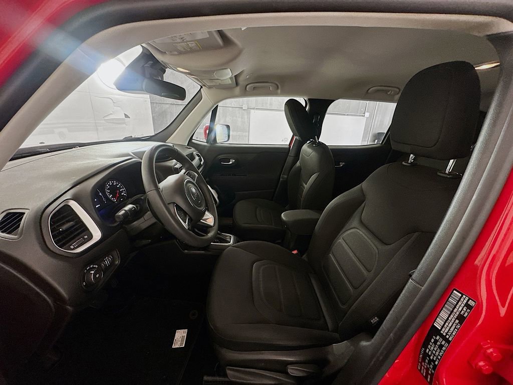 Used 2019 Jeep Renegade Latitude image 19