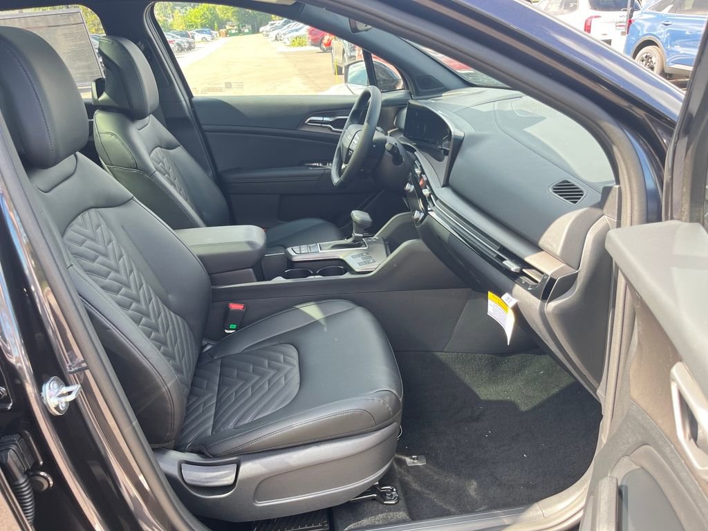 New 2026 Kia Sportage X-Line w/ X-Line Technology Package image 16