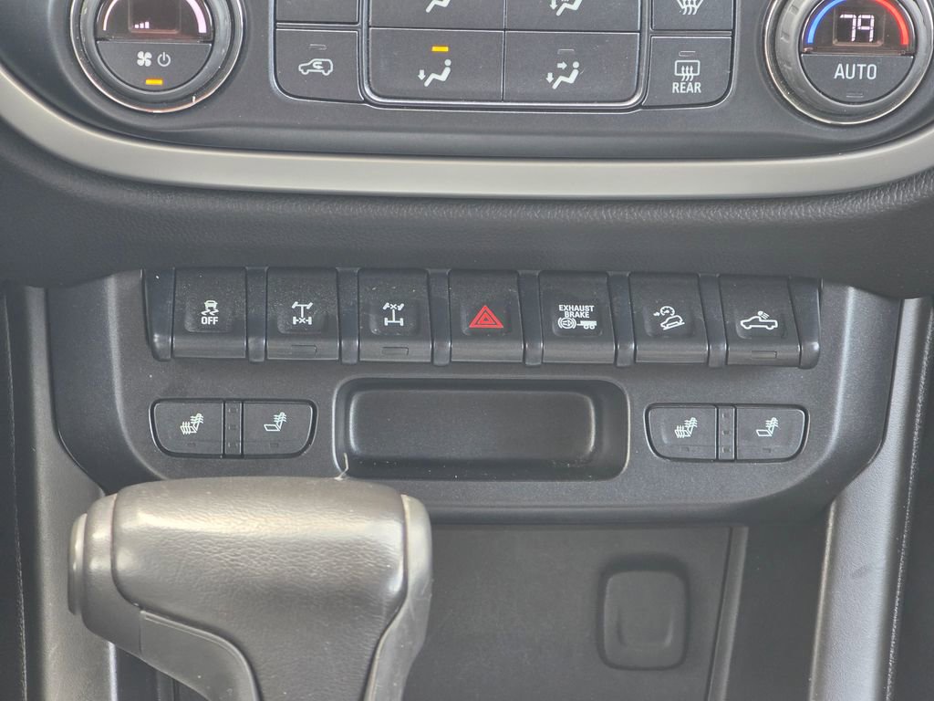 Used 2019 Chevrolet Colorado ZR2 w/ ZR2 Dusk Special Edition image 15