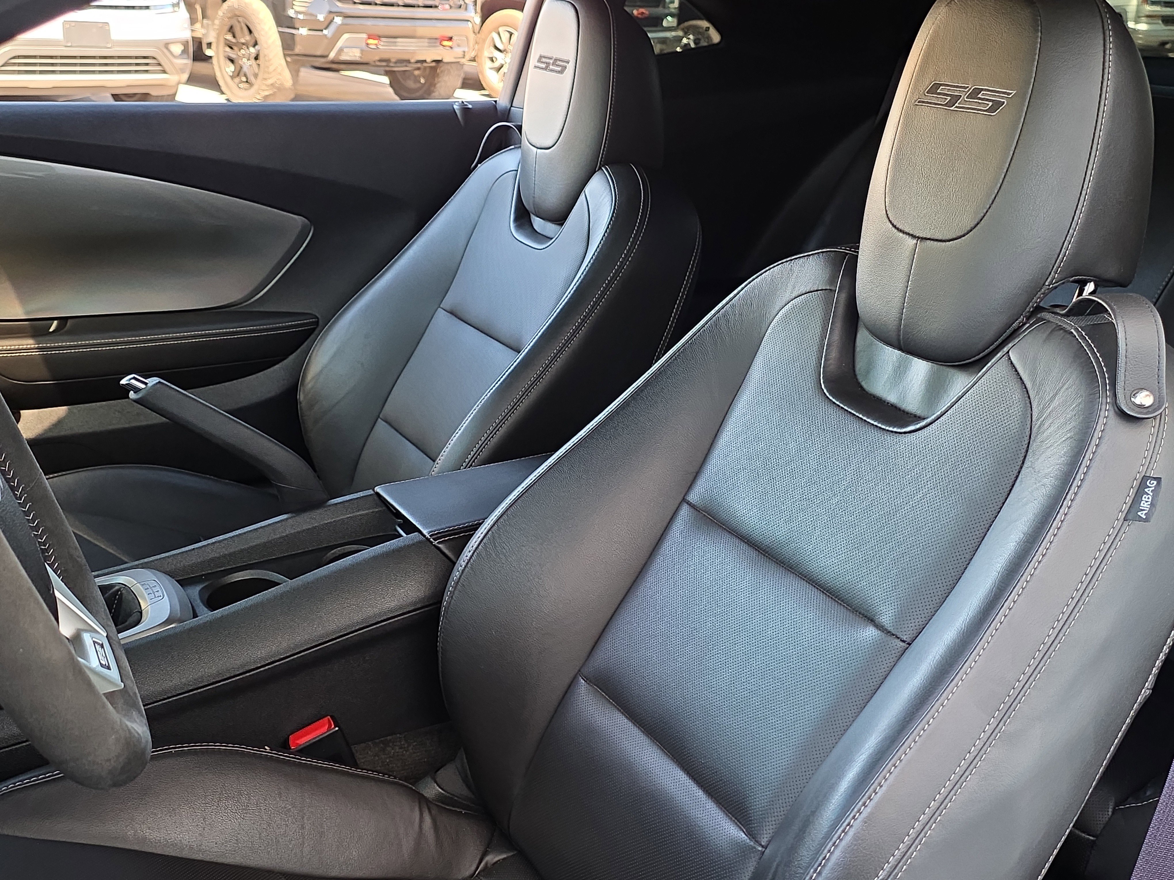 Used 2015 Chevrolet Camaro SS w/ SS Performance Package image 13