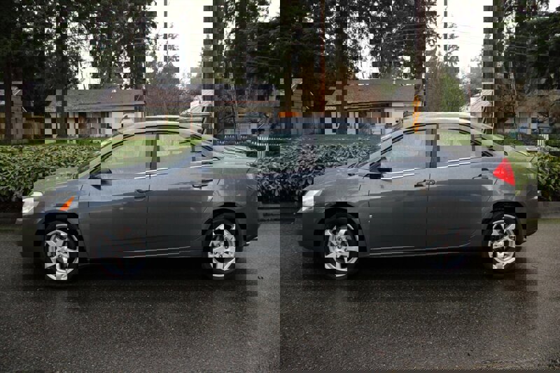 Used 2009 Pontiac G6 GT image 12