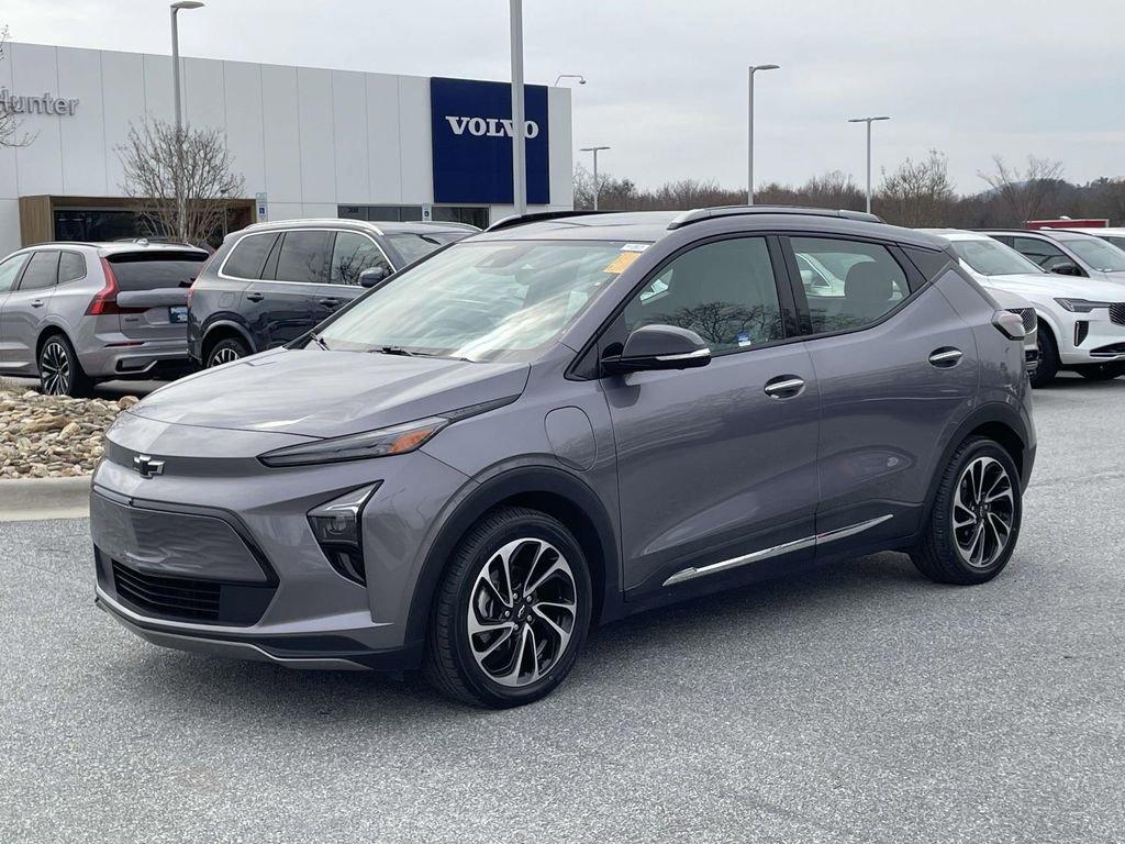 Used 2023 Chevrolet Bolt EUV Premier w/ Super Cruise Package image 24