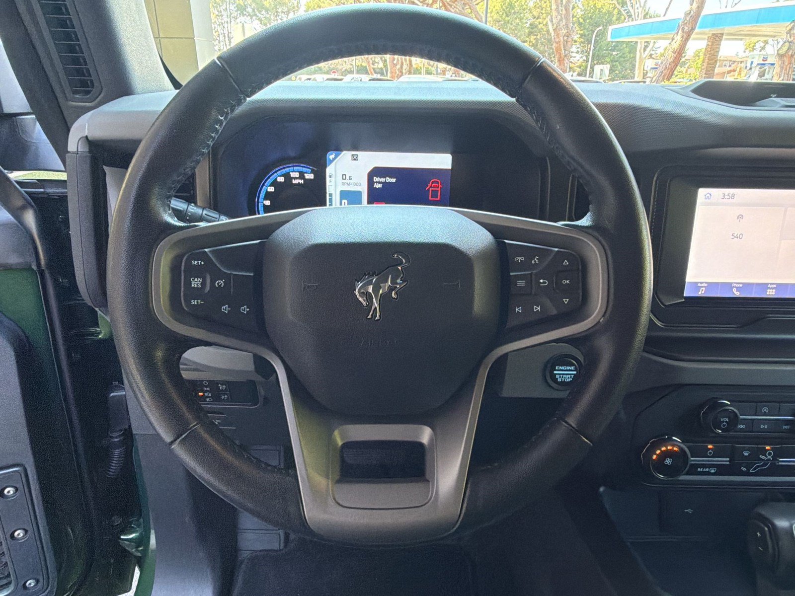 Used 2023 Ford Bronco Big Bend w/ Sasquatch Package AWD/4WD image 11
