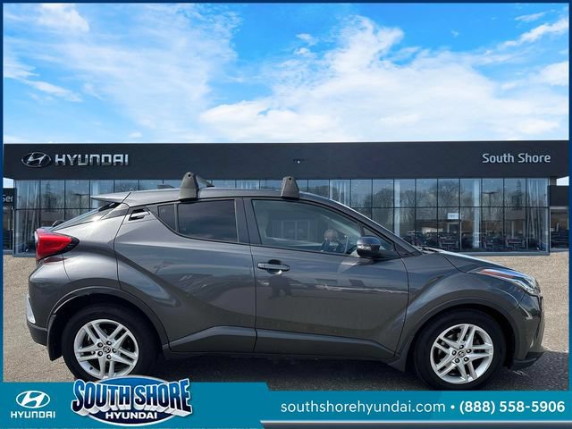 Used 2021 Toyota C-HR LE FWD image 5