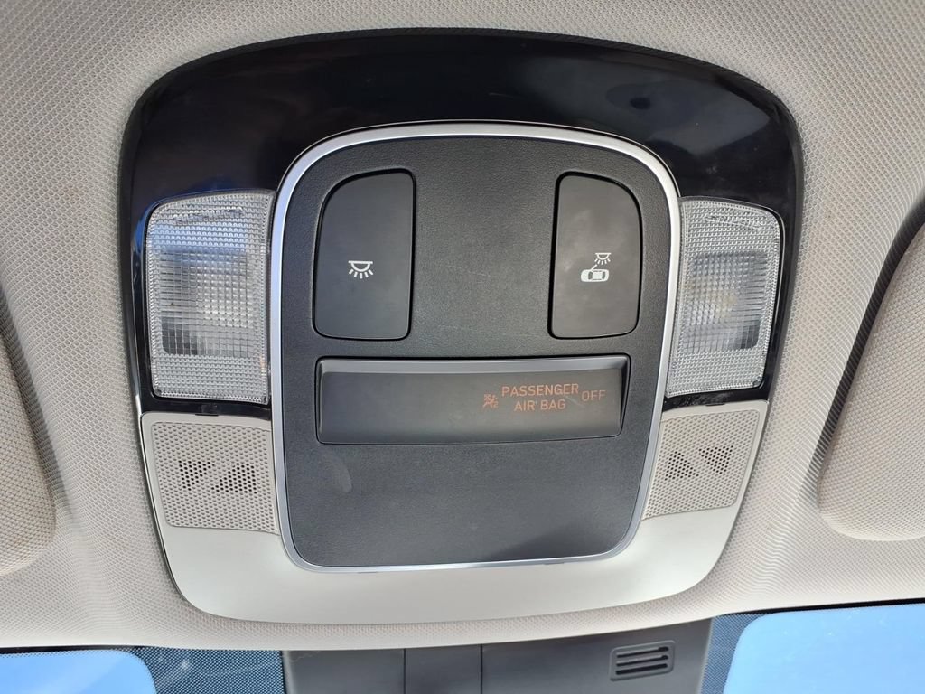 Used 2023 Hyundai Sonata SE FWD image 25