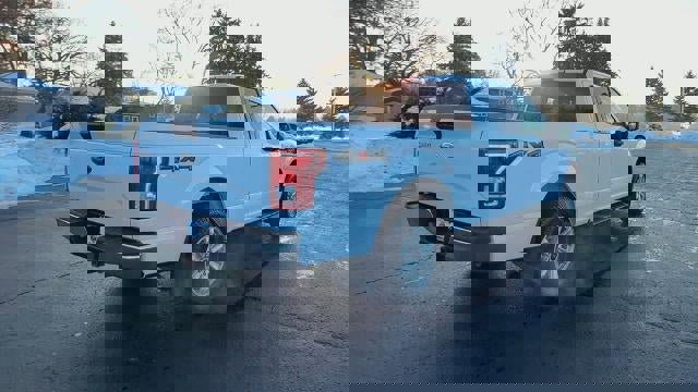 Used 2016 Ford F150 XLT w/ Trailer Tow Package image 8