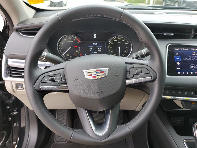 Used 2023 Cadillac XT4 Luxury image 44