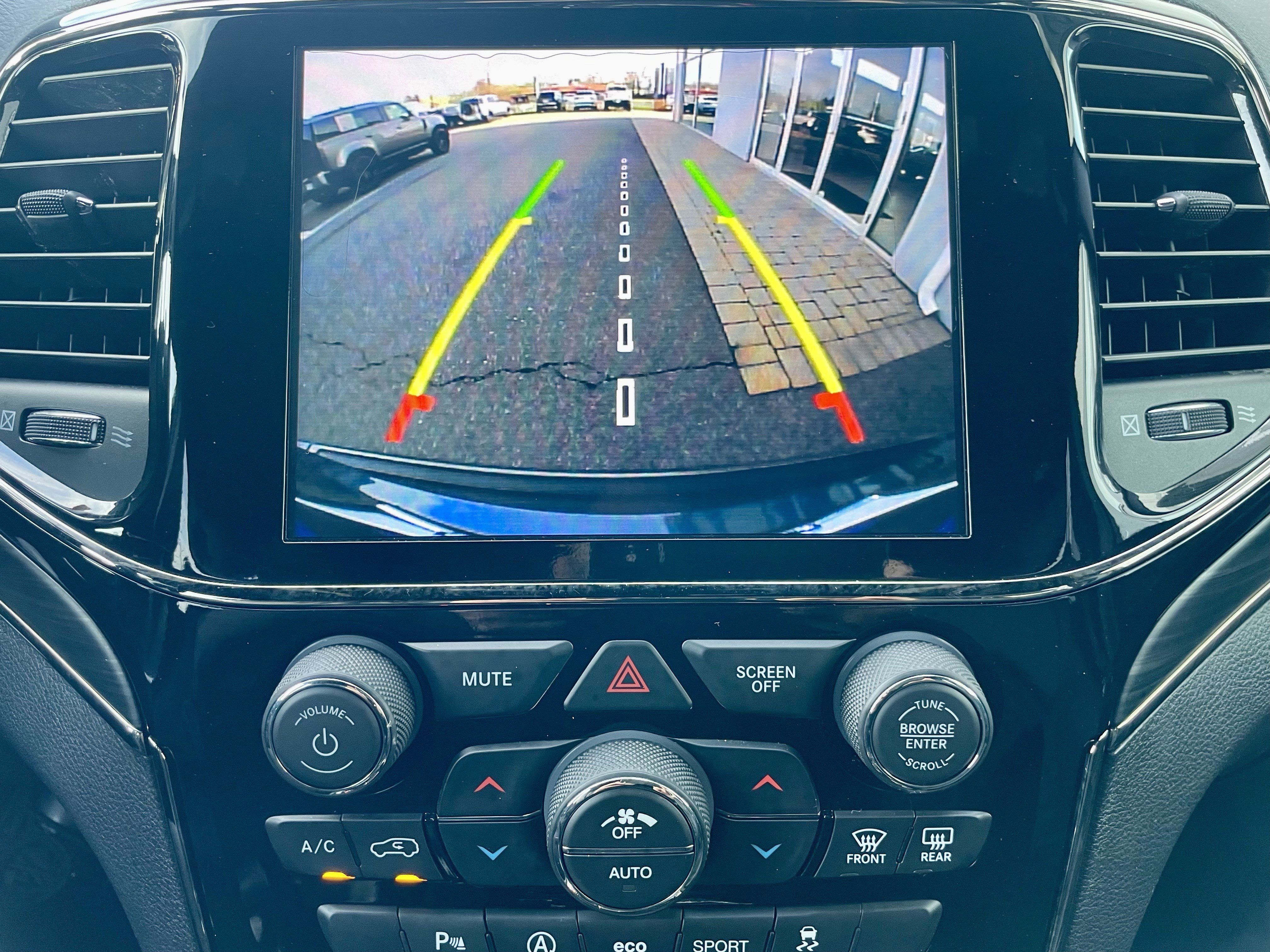 Used 2020 Jeep Grand Cherokee Limited X image 28