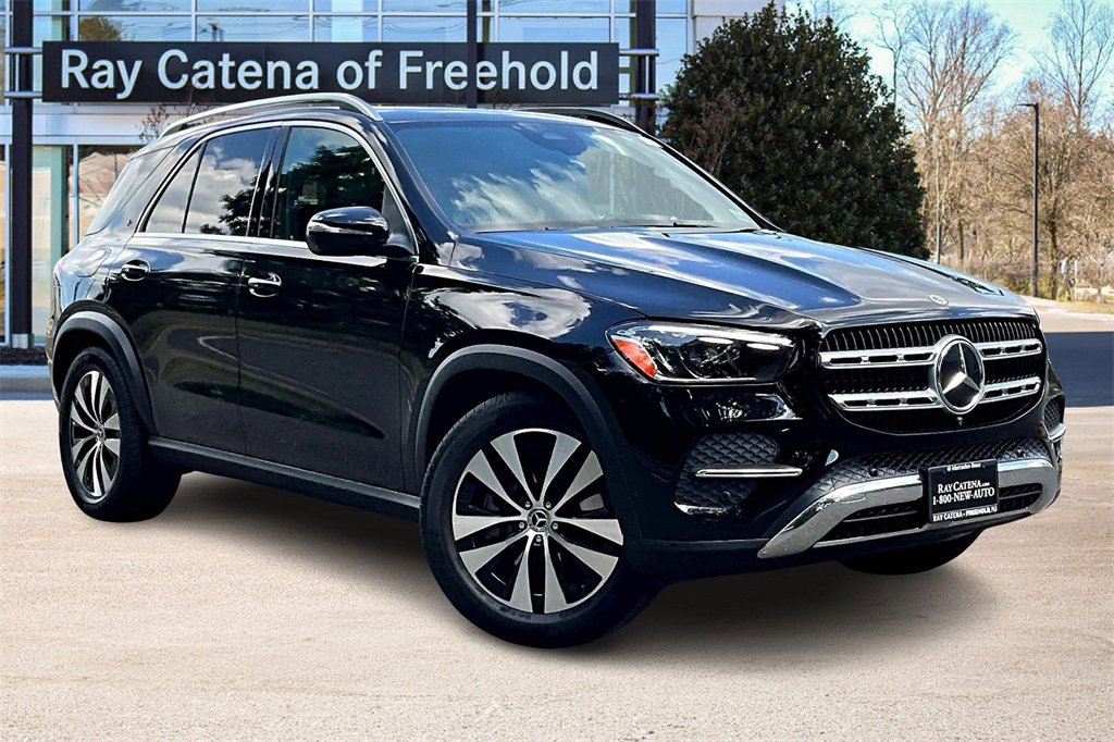 Certified 2025 Mercedes-Benz GLE 450 4MATIC image 11