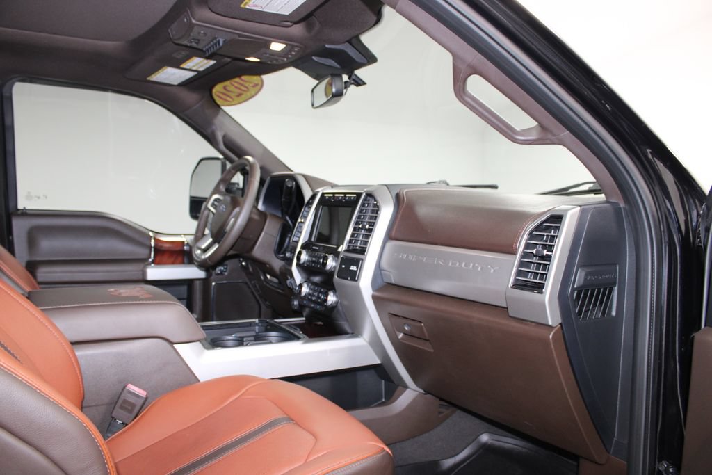 Used 2020 Ford F250 King Ranch w/ King Ranch Ultimate Package AWD/4WD image 32