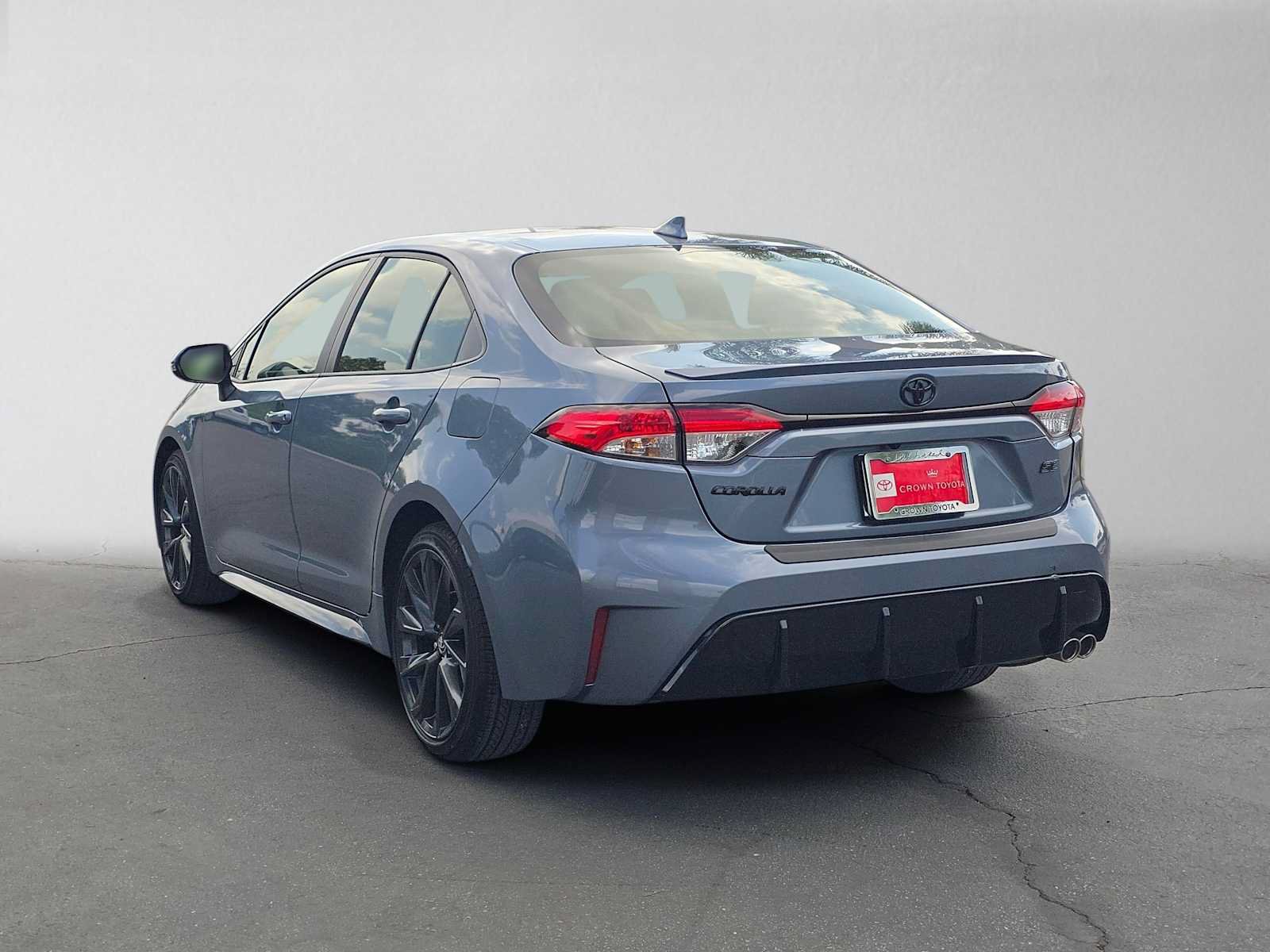 Certified 2026 Toyota Corolla SE w/ Carpet Mat Package (TMS) FWD image 5