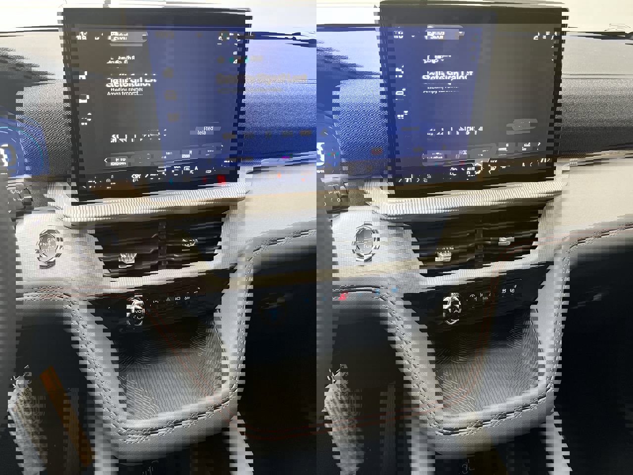 New 2026 Ford Explorer Active w/ Active Comfort Package image 19