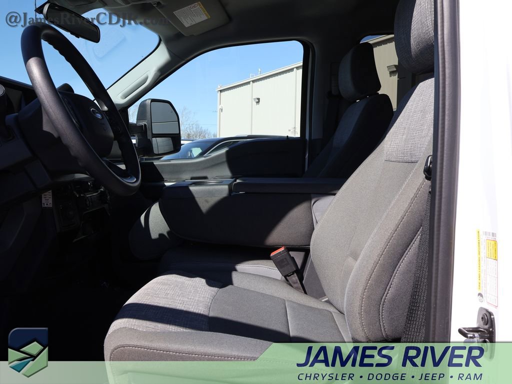 Used 2025 Ford F250 XLT image 22