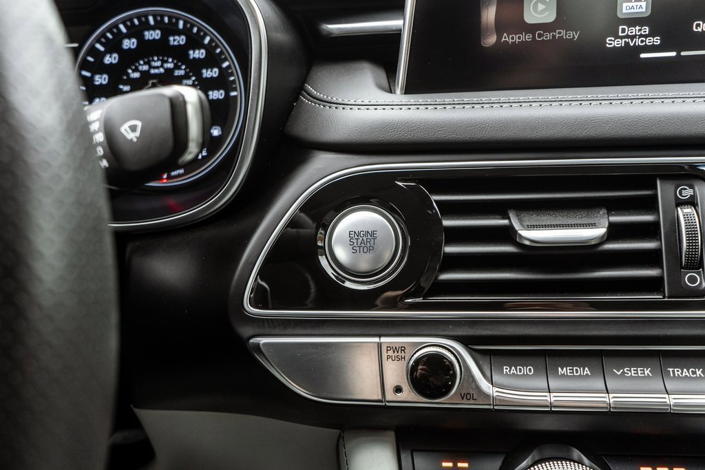 Used 2020 Genesis G70 3.3T w/ Prestige Package image 27