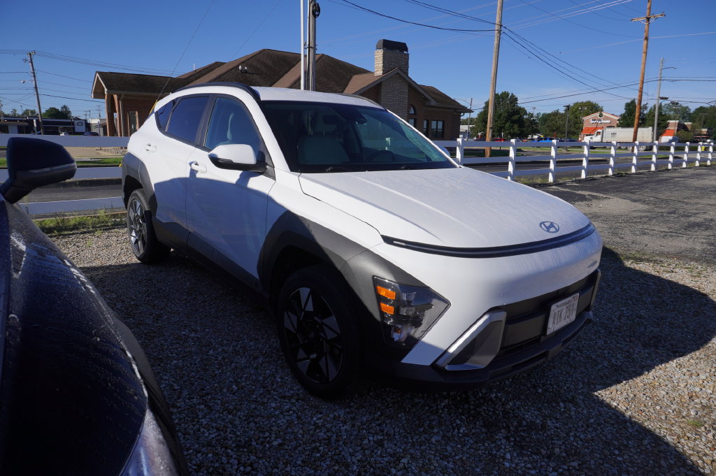 Used 2025 Hyundai Kona SEL AWD/4WD image 10