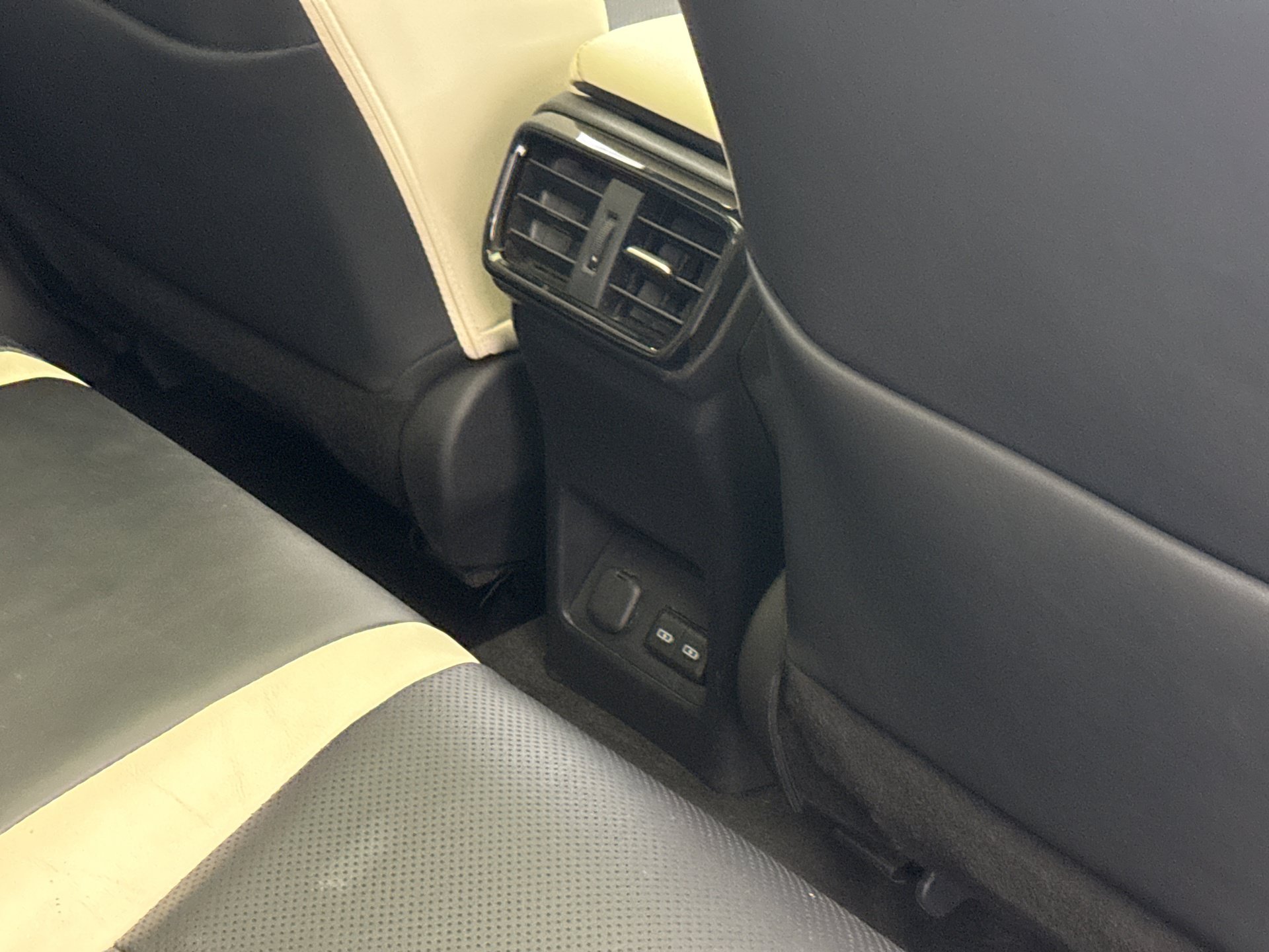 Used 2024 Lexus NX 350 AWD w/ Vision Package image 20