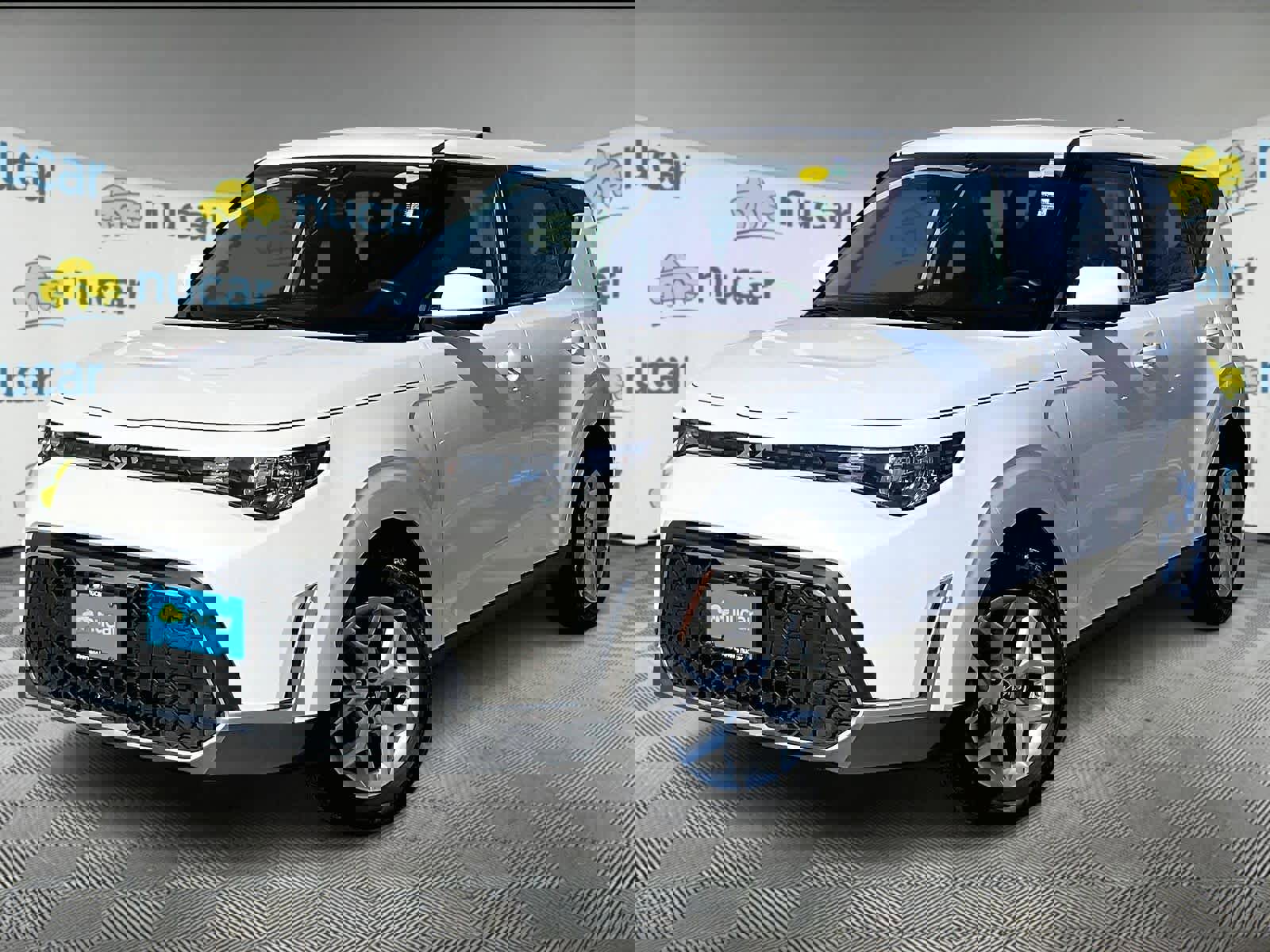 Used 2023 Kia Soul LX w/ LX Technology Package image 3