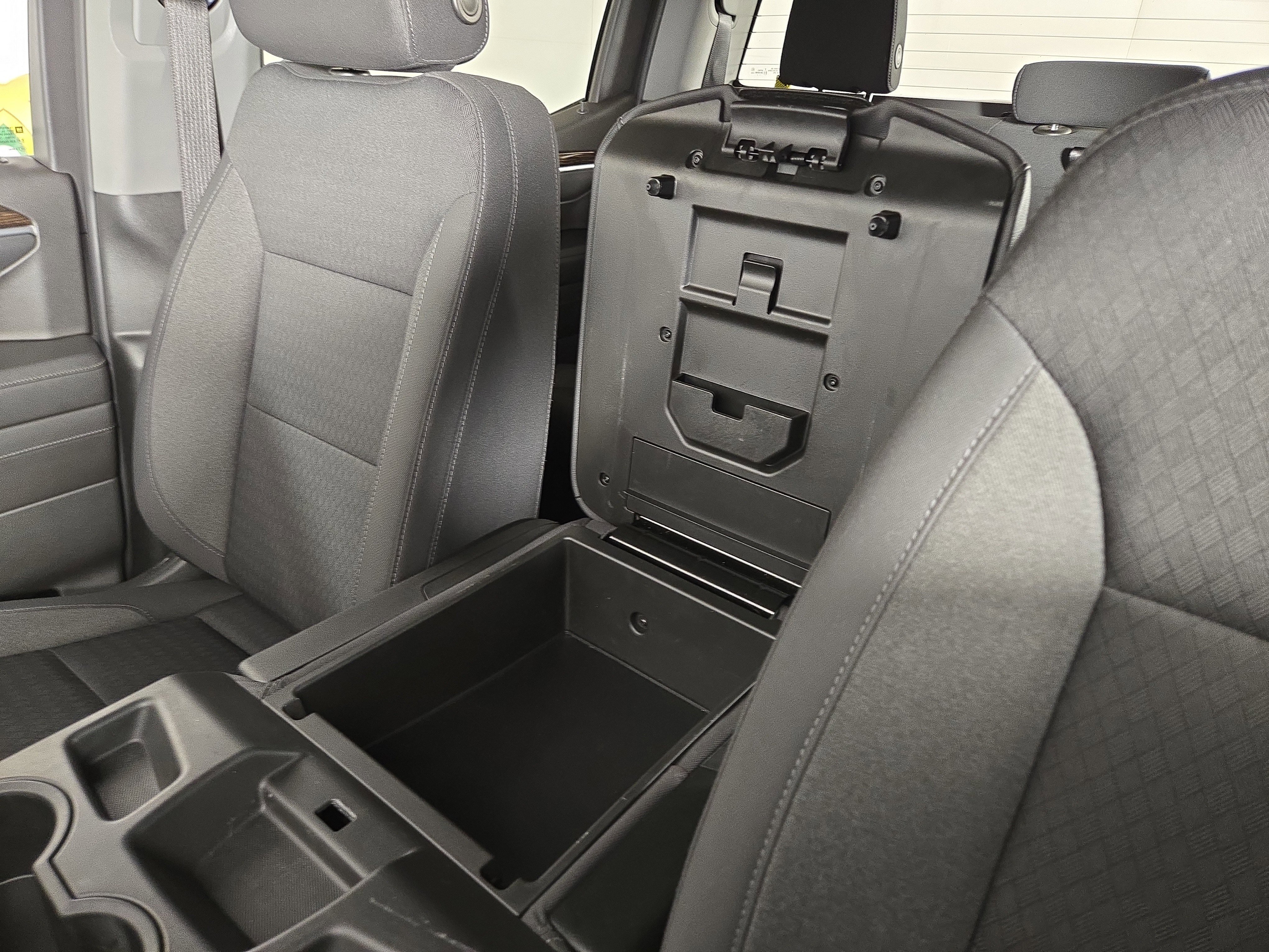 Used 2022 GMC Sierra 1500 Elevation image 26