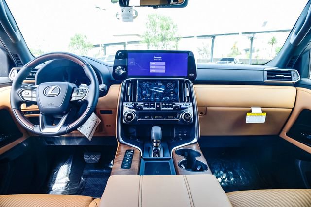 New 2026 Lexus LX 700h Luxury image 16