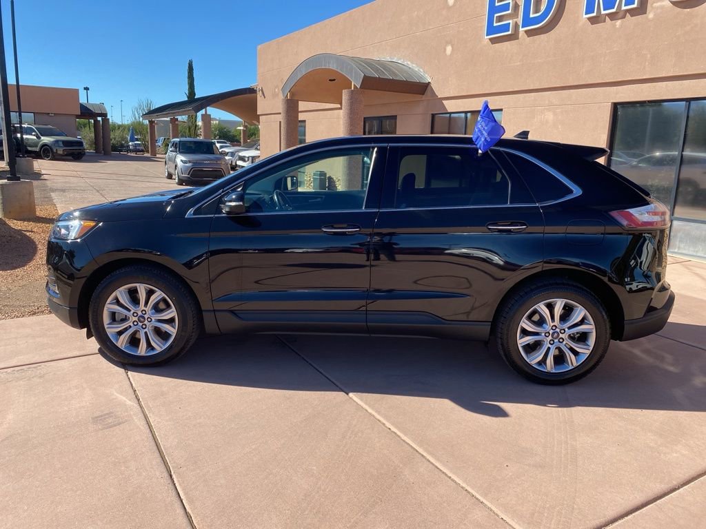 Certified 2022 Ford Edge Titanium AWD/4WD image 5