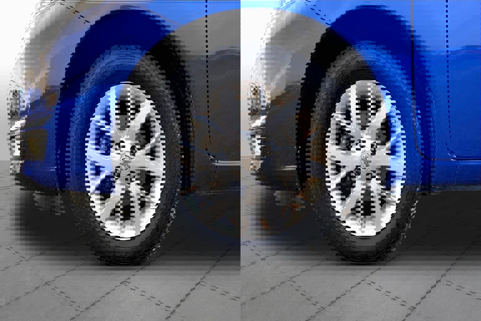 Used 2017 Nissan Versa Note SV w/ SV Appearance Package image 11