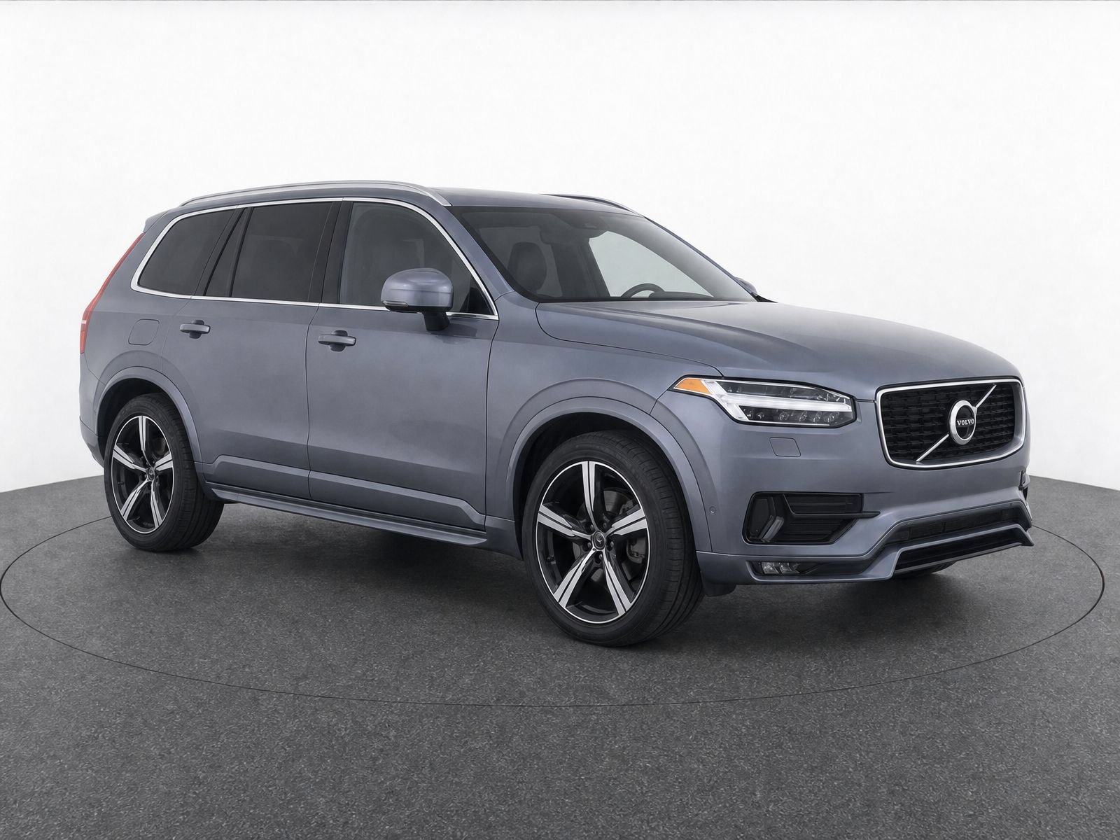 Used 2017 Volvo XC90 T6 R-Design w/ Vision Package