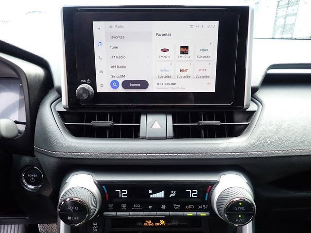 Used 2024 Toyota RAV4 XLE w/ Convenience Package image 28