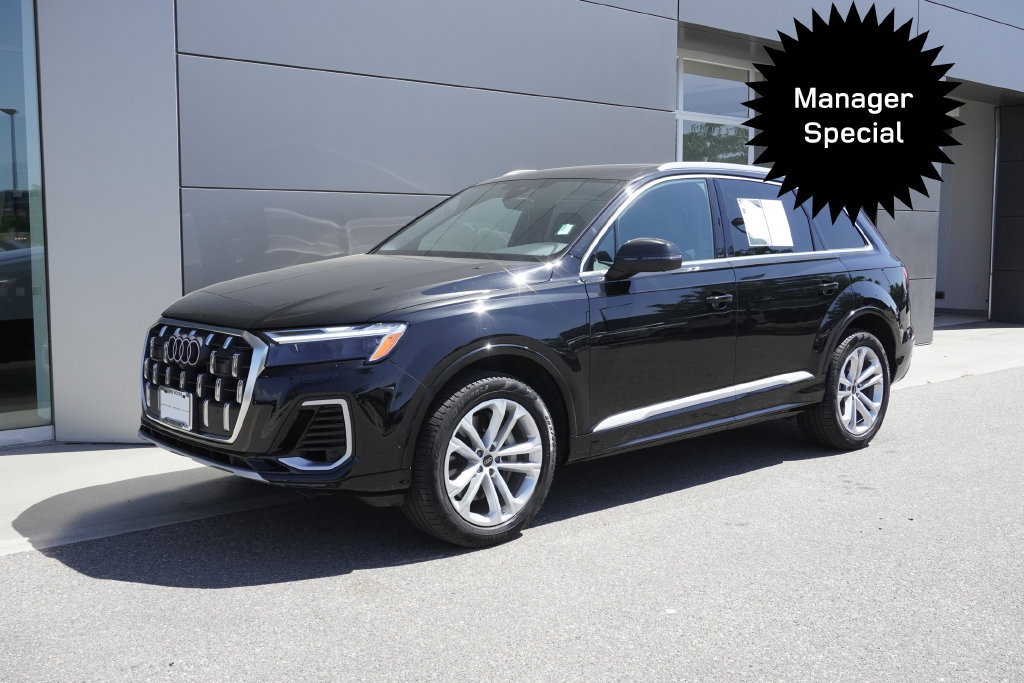 Used 2025 Audi Q7 3.0T Premium Plus AWD/4WD image 3
