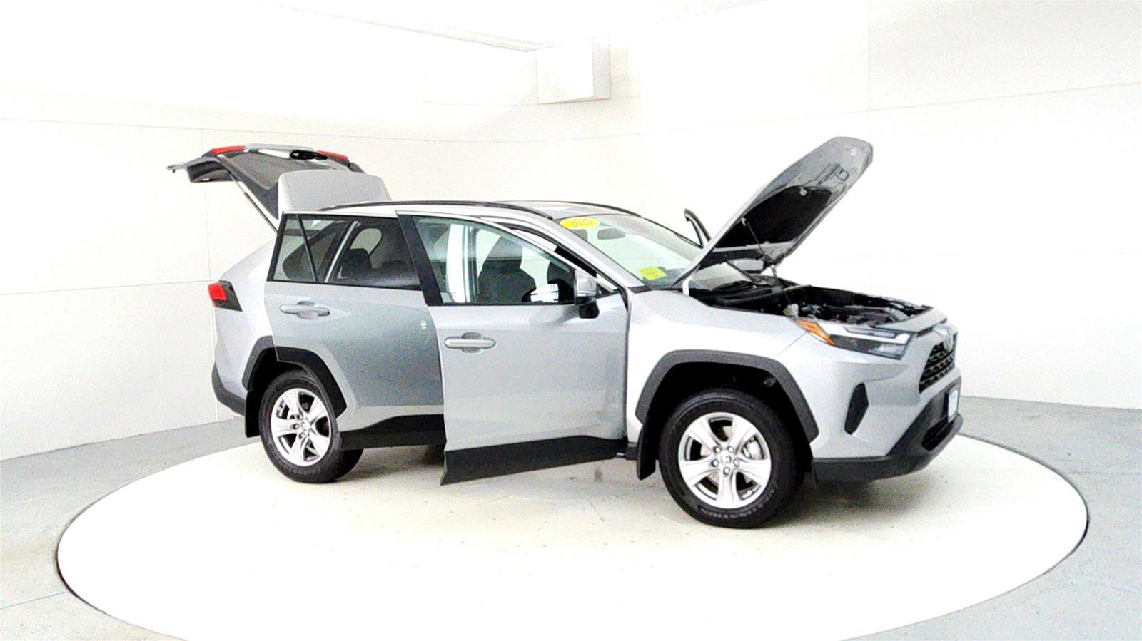 Certified 2025 Toyota RAV4 XLE image 12