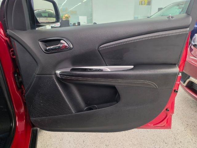 Used 2014 Dodge Journey Limited w/ Flexible Seating Group FWD image 40