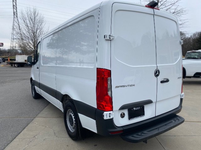Used 2022 Mercedes-Benz Sprinter 2500 image 5
