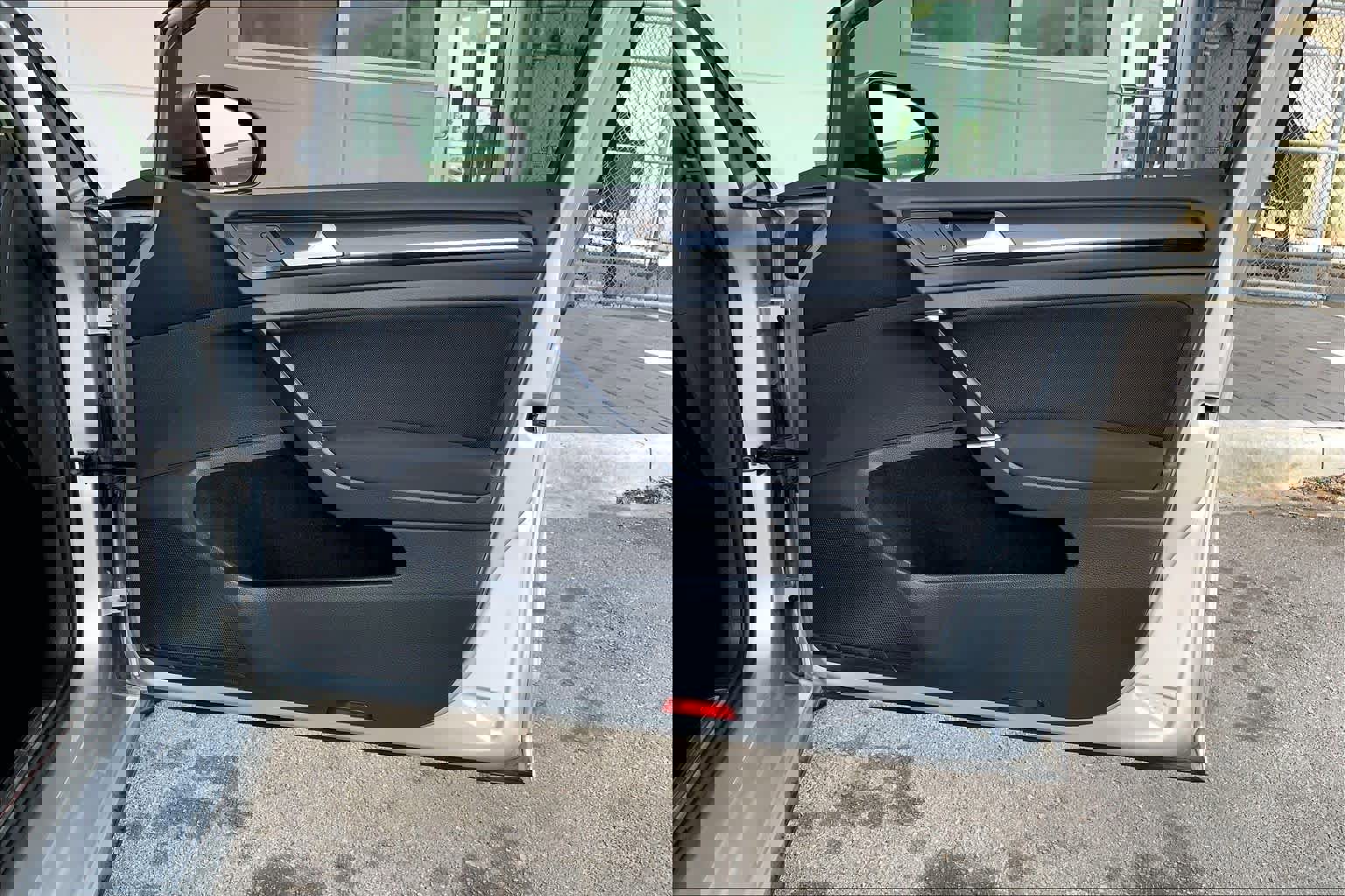 Used 2017 Volkswagen GTI S FWD image 24