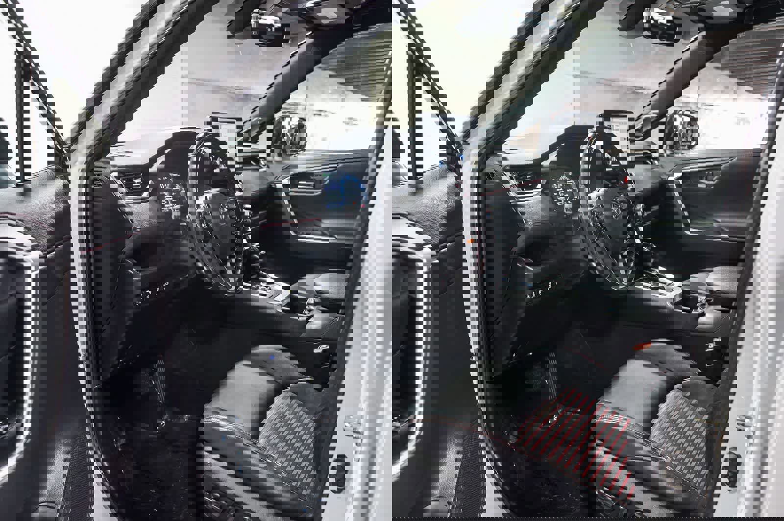 Used 2023 Toyota RAV4 XSE w/ Weather Package image 18