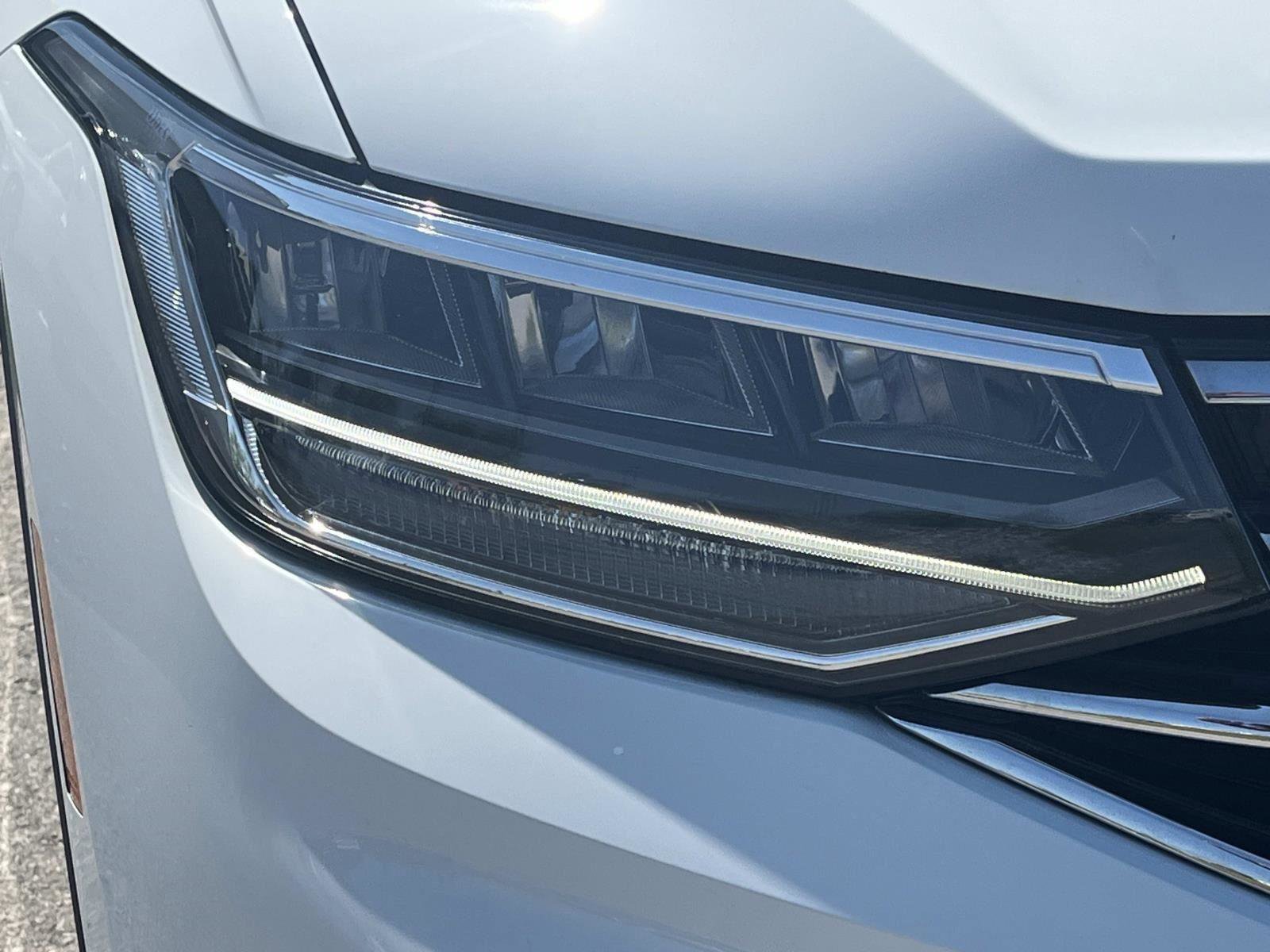 Used 2023 Volkswagen Tiguan S FWD image 9